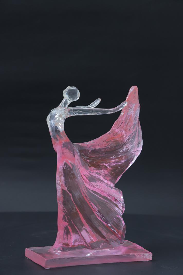 Polyresin Blush Symphony